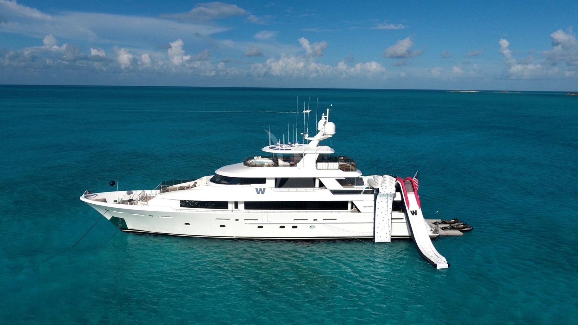 W yacht for charter (Westport, 39.62m, 2019) Boat International
